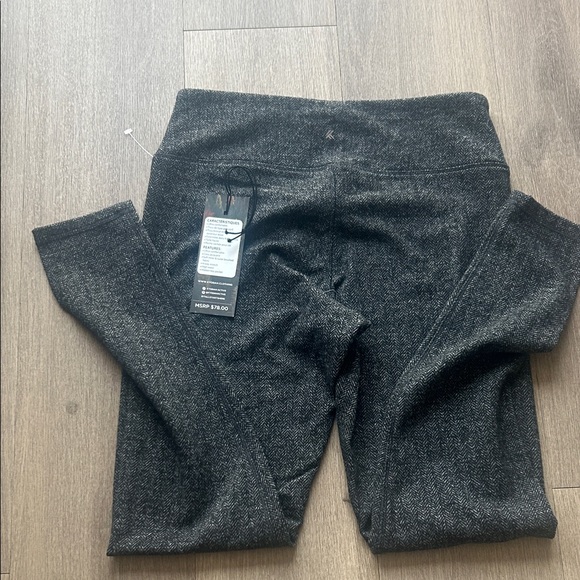 Kyodan Women’s High-Waist Herringbone Leggings – Size M - Picture 5 of 5